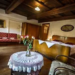 بيت ضيافة Kapr