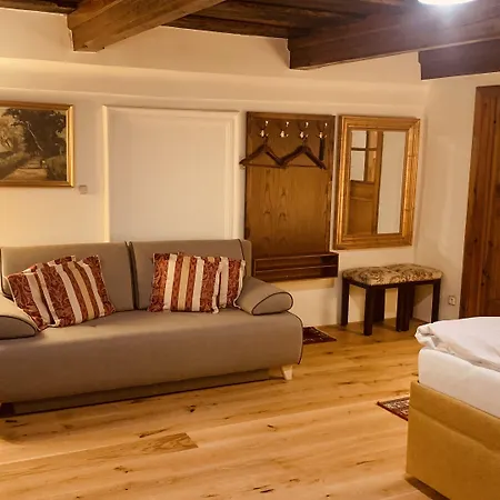 Affittacamere Kapr 4*