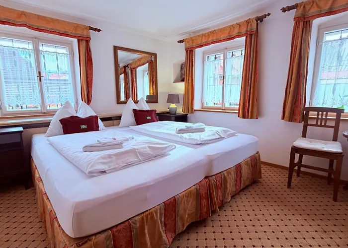 Kapr Πανσιόν 4*